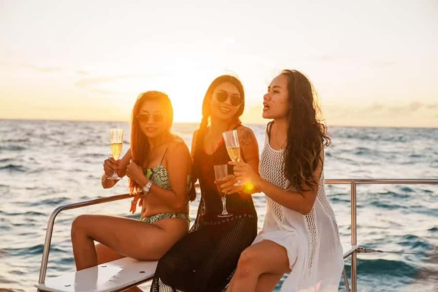 Private Catamaran to Coral Island Full Day - From your hotel to Chalong Pier