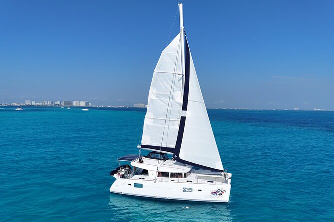 Private Catamaran Tour Super to Isla Mujeres - Key points at a glance