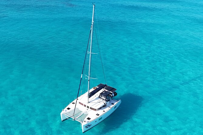 Private Catamaran Tour to Isla Mujeres - Starting at Playa Tortugas at 10 a.m.