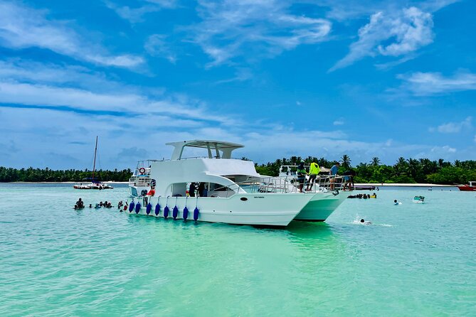 Private Catamaran with Sound system, Slide, Open bar & Snorkeling - Key points to know before you book