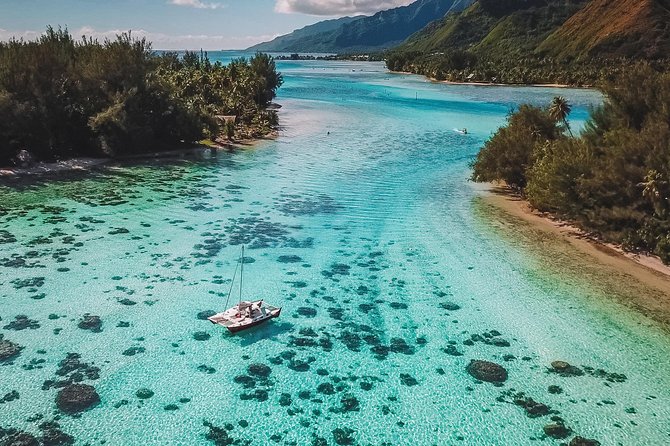 PRIVATE Full Day Tour : Moorea Snorkeling & Sailing on a Catamaran named Taboo - Who should book the Taboo private tour?