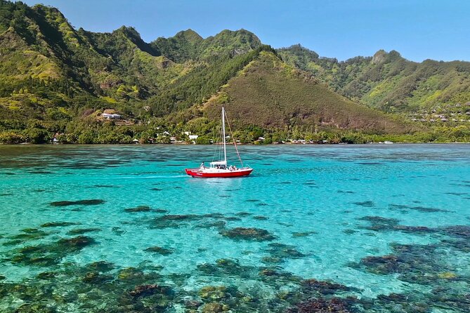 PRIVATE Half Day Tour : Moorea Snorkeling & Sailing on a Catamaran named Taboo - A private morning or afternoon on Moorea