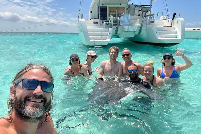 Private Luxury Catamaran Tour to Stingray City and Snorkel - Why a private boat changes the North Sound outing