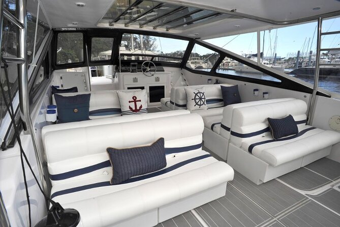 Private Luxury Power Catamaran. Enjoy USVI Aboard MV Hydra - Drinks, seating, and comfort aboard MV Hydra