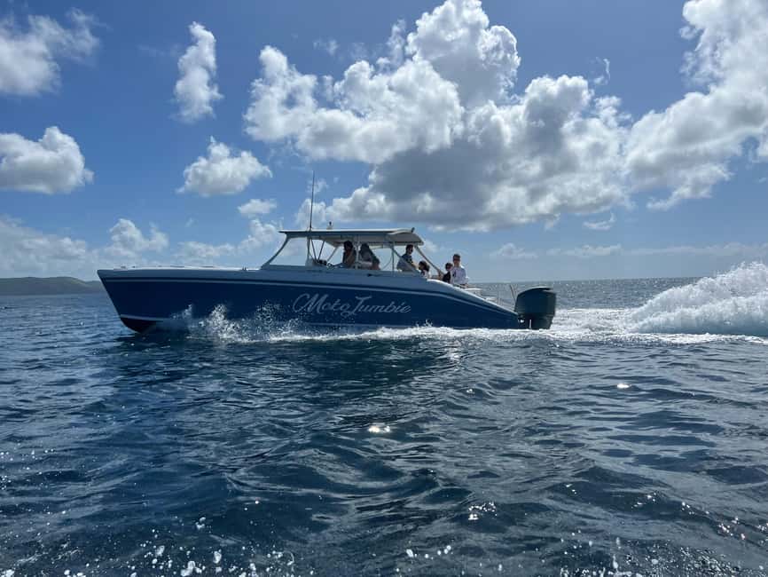 PRIVATE POWER CATAMARAN - Snorkeling at two exclusive sites
