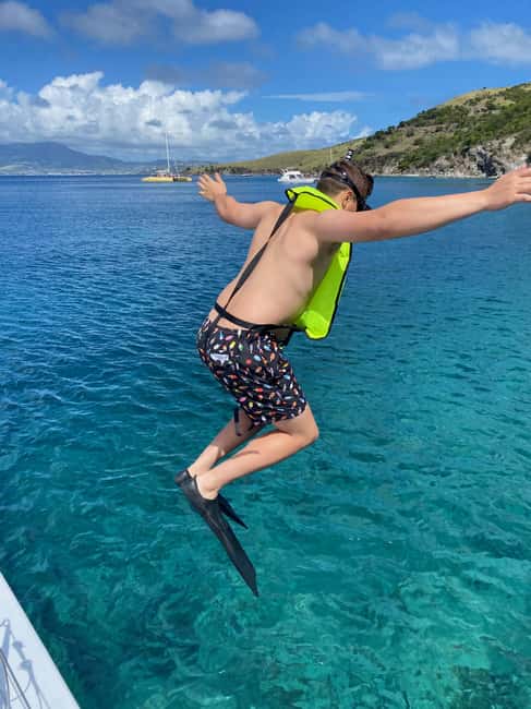 PRIVATE POWER CATAMARAN - What the $900 price really means