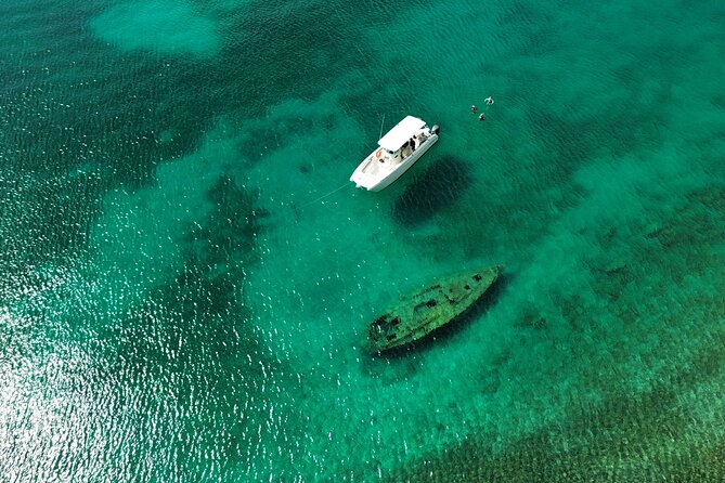 Private Power Catamaran. Secluded Beaches, Snorkeling, Turtles for Full/Half Day - Snorkeling on Coral Reefs