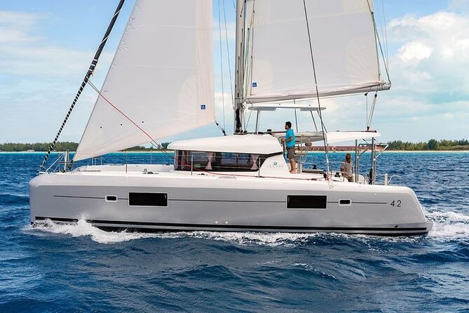 Private St Thomas Luxury Catamaran Trip for Groups up to 24 Guest - Who gets the best value from this charter?