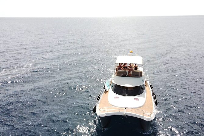 Puerto del Carmen: Catamaran Trip with Water Sports - Key Points At A Glance