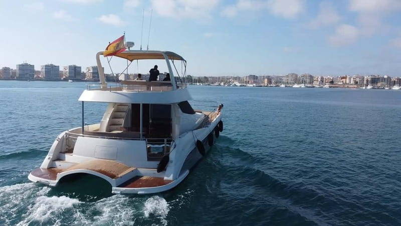 Puerto del Carmen: Private Sunset Catamaran Tour with Drinks - Setting Sail From Puerto del Carmen