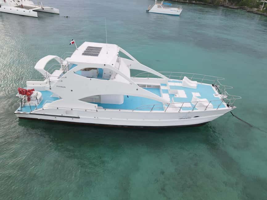 Punta Cana: Exclusive Private Catamaran Tour to Saona Island – VIP Service - A private start from Punta Cana or nearby resorts