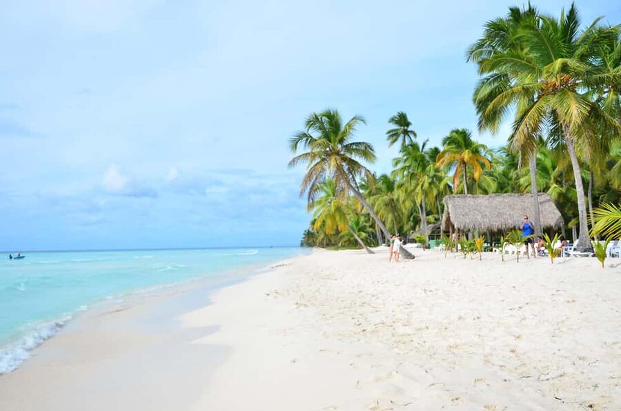 Punta cana: Island Escape to Saona • catamaran & Beach lunch - Saona Island: beautiful, but watch the clock
