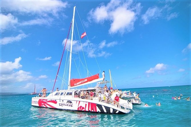 Reggae Catamaran and Snorkeling Open Bar Cruise Montego Bay - Snorkeling near Doctor’s Cave Beach