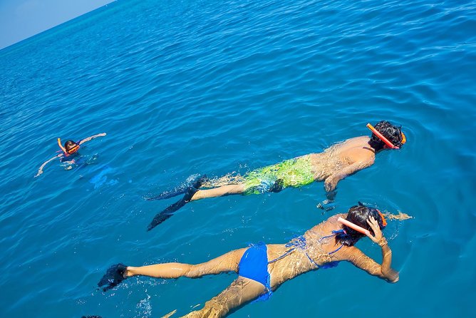 Reggae Catamaran and Snorkeling Open Bar Cruise Montego Bay - Boarding at Tropical Bliss Beach
