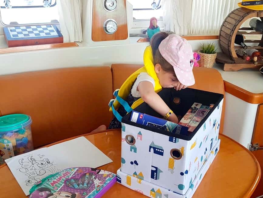 Rethymno Premium Catamaran Cruise: Healthy Lunch & Open Bar - What the open bar really includes
