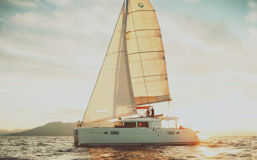 Rethymno: Sunset Catamaran Cruise - Sushi & Open Bar - Geropotamos Beach and the swimming stop