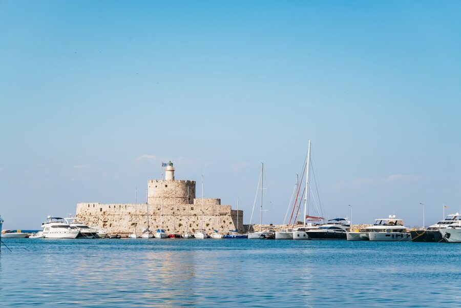 Rhodes: Sunset Catamaran Cruise with Dinner Buffet & Drinks - The return trip and the Rhodes sunset