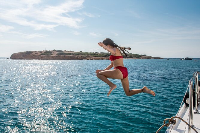 Sail the Athenian Coastline on a Catamaran with Meal & Wine - Hydroussa: the first swim stop