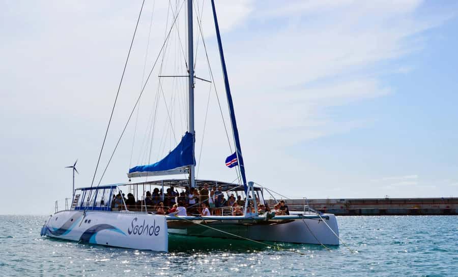 Sal Island Catamaran Cruise with All-inDrinks and Snacks - How the two-hour schedule feels