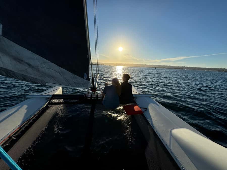 San Diego Bay: 2.5 hour Pure Catamaran Sailing Cruise - Sailing through San Diego Harbor