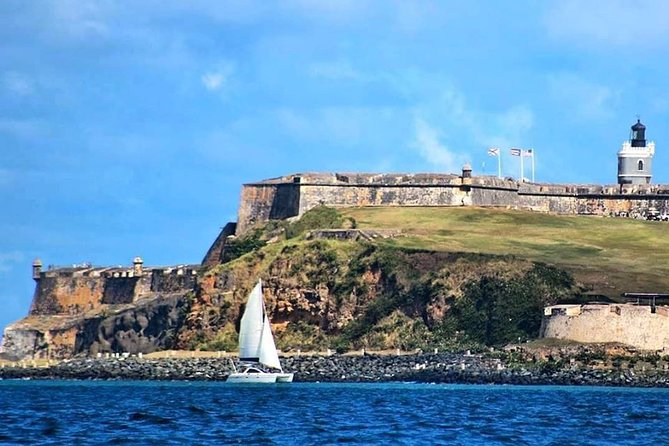 San Juan Catamaran Sunset Sail with Drinks Included - Crew service and the tone of the ride