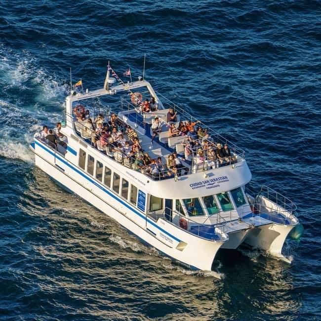 San Sebastián: Sunset Cruise on a Sustainable Catamaran - Key points at a glance