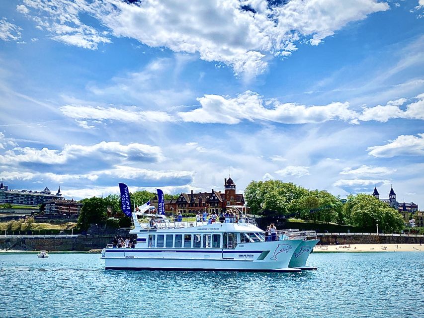 San Sebastian: Sustainable Catamaran Cruise with Audio Guide - The Peine del Viento from the sea