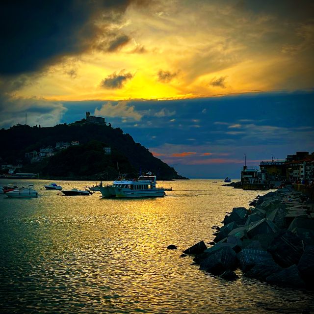 San Sebastian: Sustainable Catamaran Cruise with Audio Guide - Comfort, access, and life on board