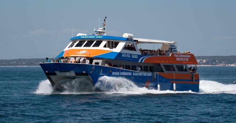 Santa Pola: Tabarca Catamaran Cruise with Underwater Vision - Checking in at the orange ticket office