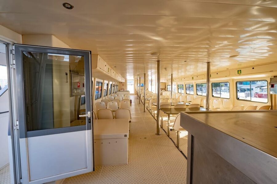 Santa Pola: Tabarca Catamaran Cruise with Underwater Vision - The 25-minute ride and underwater viewing
