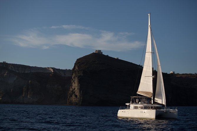 Santorini All-inclusive Catamaran Cruise with Thirassia Stop - Why this cruise works well for Santorini