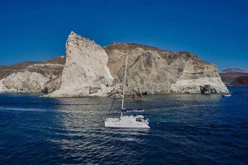 Santorini: Caldera Classic Catamaran Cruise w/ Meal & Drinks - The meal is one of the main reasons to book