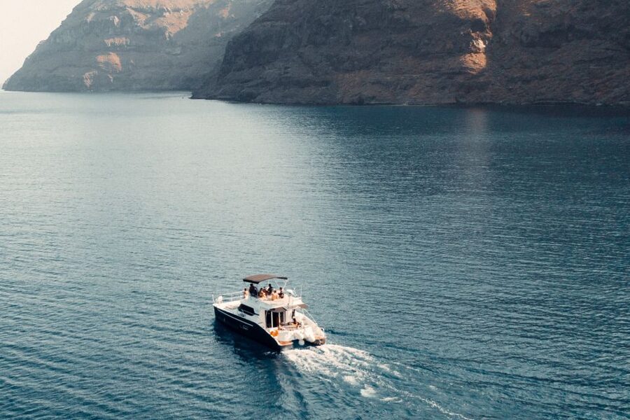Santorini: Caldera Private Power Catamaran Cruise - Key details before you book