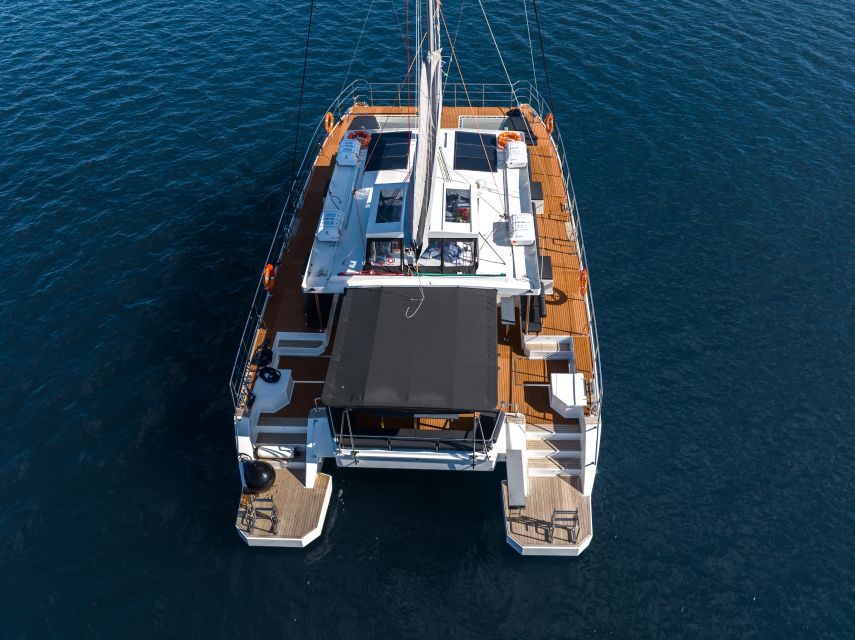 Santorini: Catamaran Caldera Cruise with Meal and Drinks - Key details before you book
