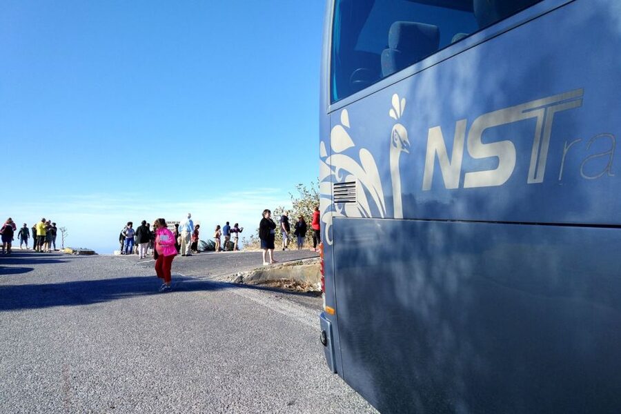 Santorini: Catamaran Cruise, Winery, & Oia Sunset Combo Tour - Sunset in Oia at Sun Spirit Bar