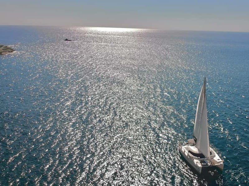 Santorini: Catamaran Cruise with Food and Drinks - Food, drinks, and the mood onboard