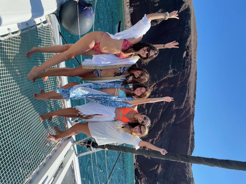 Santorini: Catamaran Cruise with Meal & Open Bar - Red Beach: great photos, offshore swimming