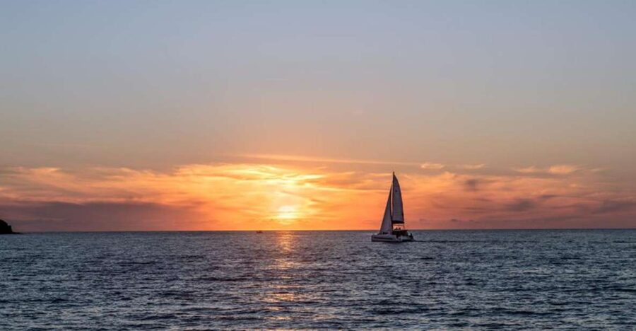 Santorini Catamaran Sunset Skyline Cruise - Why a catamaran is a smart way to see Santorini