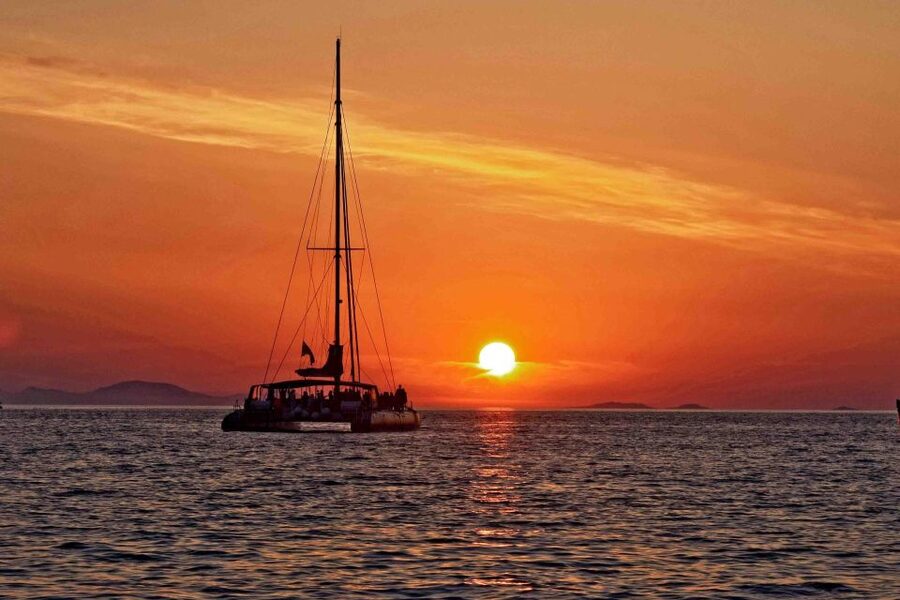 Santorini: Cruise Catamaran with BBQ & Drinks Day or Sunset - Why a catamaran is a smart way to see Santorini