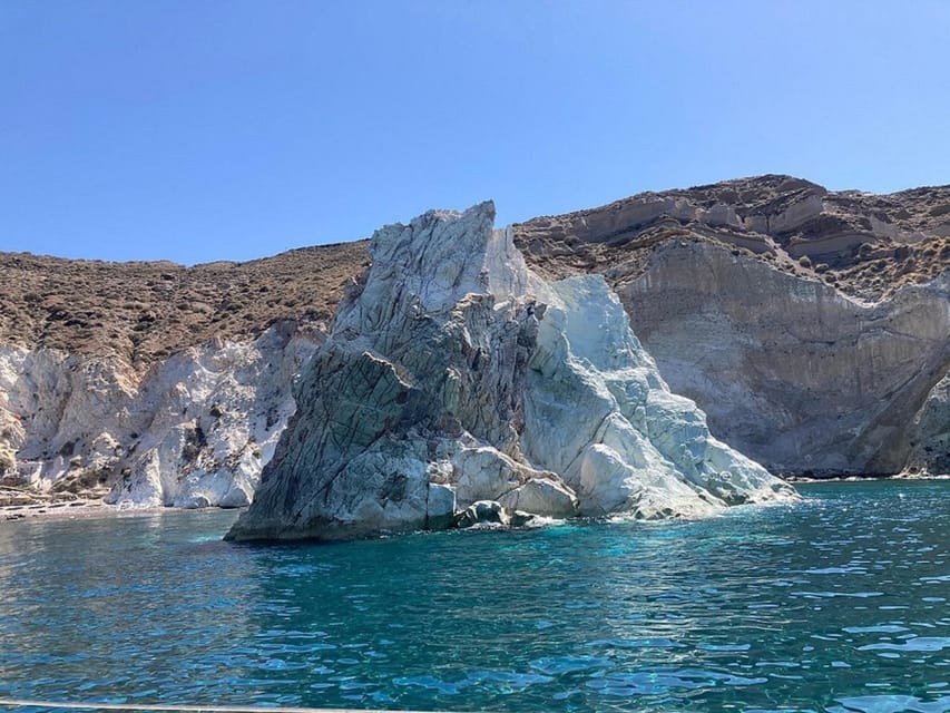 Santorini:Cruises with Catamaran around the Volcanic Island. - Five things to know before boarding