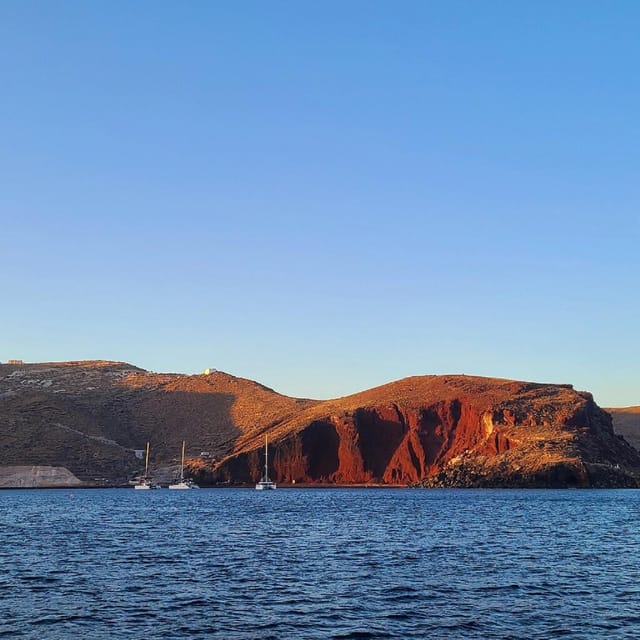 Santorini:Cruises with Catamaran around the Volcanic Island. - Getting to Vlychada Marine by minibus