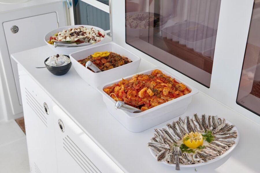 Santorini: Platinum Catamaran Cruise w/ BBQ Meal & Open Bar - The best parts of the cruise at a glance