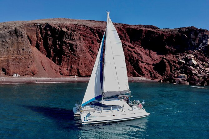 Santorini: Premium Small-Group Catamaran Cruise with Food/Drinks - Red Beach, White Beach, and the southern coast