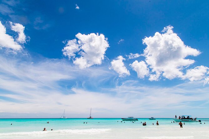 Saona Catamaran Cruise with Lunch and Natural Swimming Pool - Palmilla Natural Pool and Starfish Stop
