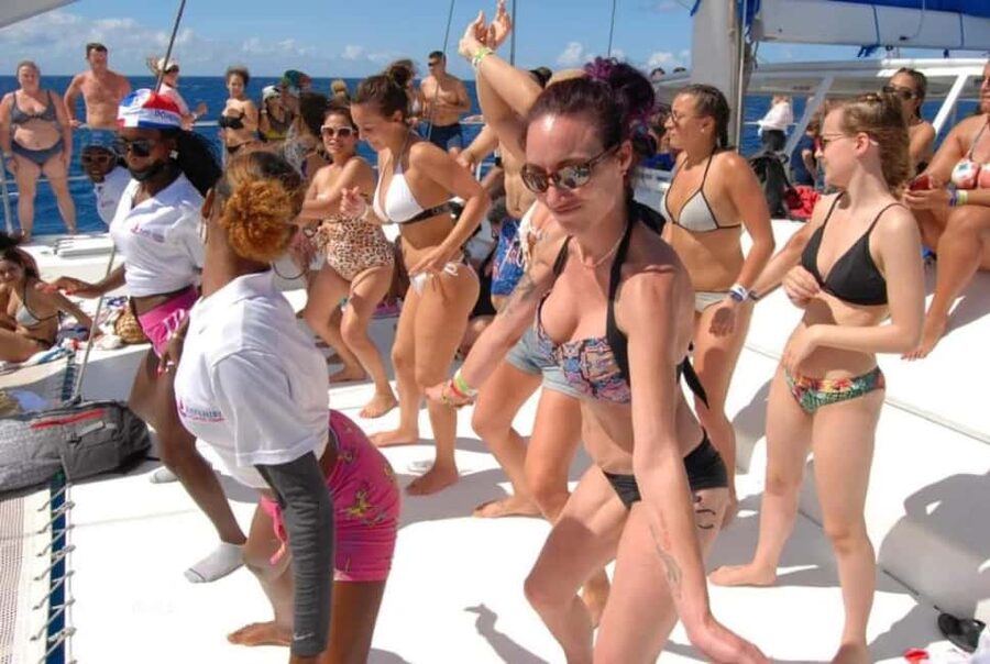 Saona Island: Catamaran/Speedboat Tour to a Dream Beach - Who should book this Saona excursion?