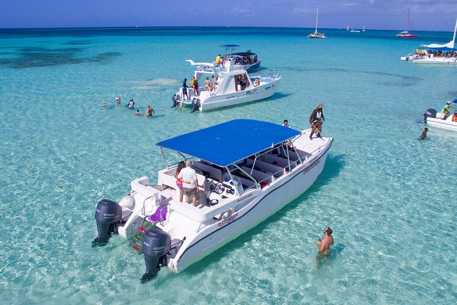 Saona Island Excursion by Catamaran and Speedboat - Speedboat or catamaran: choosing your boat mood