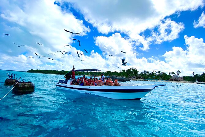 Saona Island, Natural pool Starfish, Fast boat, Catamaran +Dances - Leaving Punta Cana for Bayahibe at 7:30 a.m.