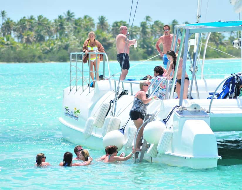 Saona island small group boat with water slide with lunch - The Natural Pool and its starfish