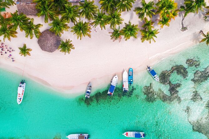 Saône Island in Catamaran and speedboat (blue lagoon) swimming pool. - The long-transfer warning deserves attention