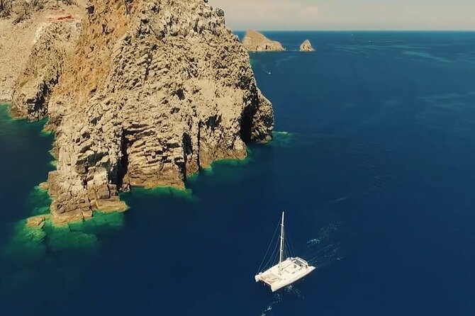 Saranda Catamaran VIP to Krorez and Kakome Beach with Lunch - Kakome Bay gives you the most time